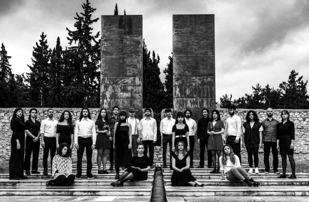 gioi-kai-kores-tou-gianni-kalavrianou-00
